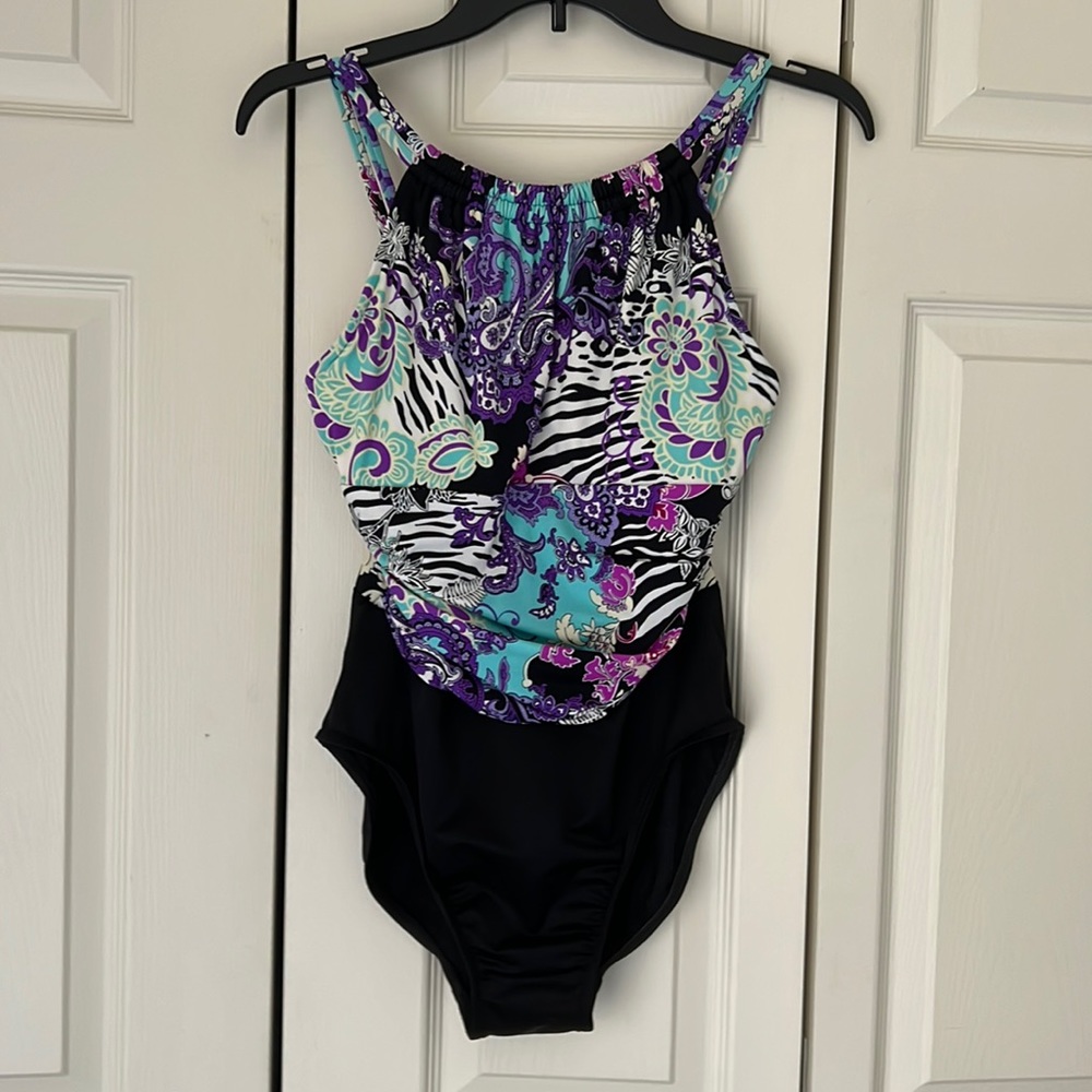 Magic Suit on piece